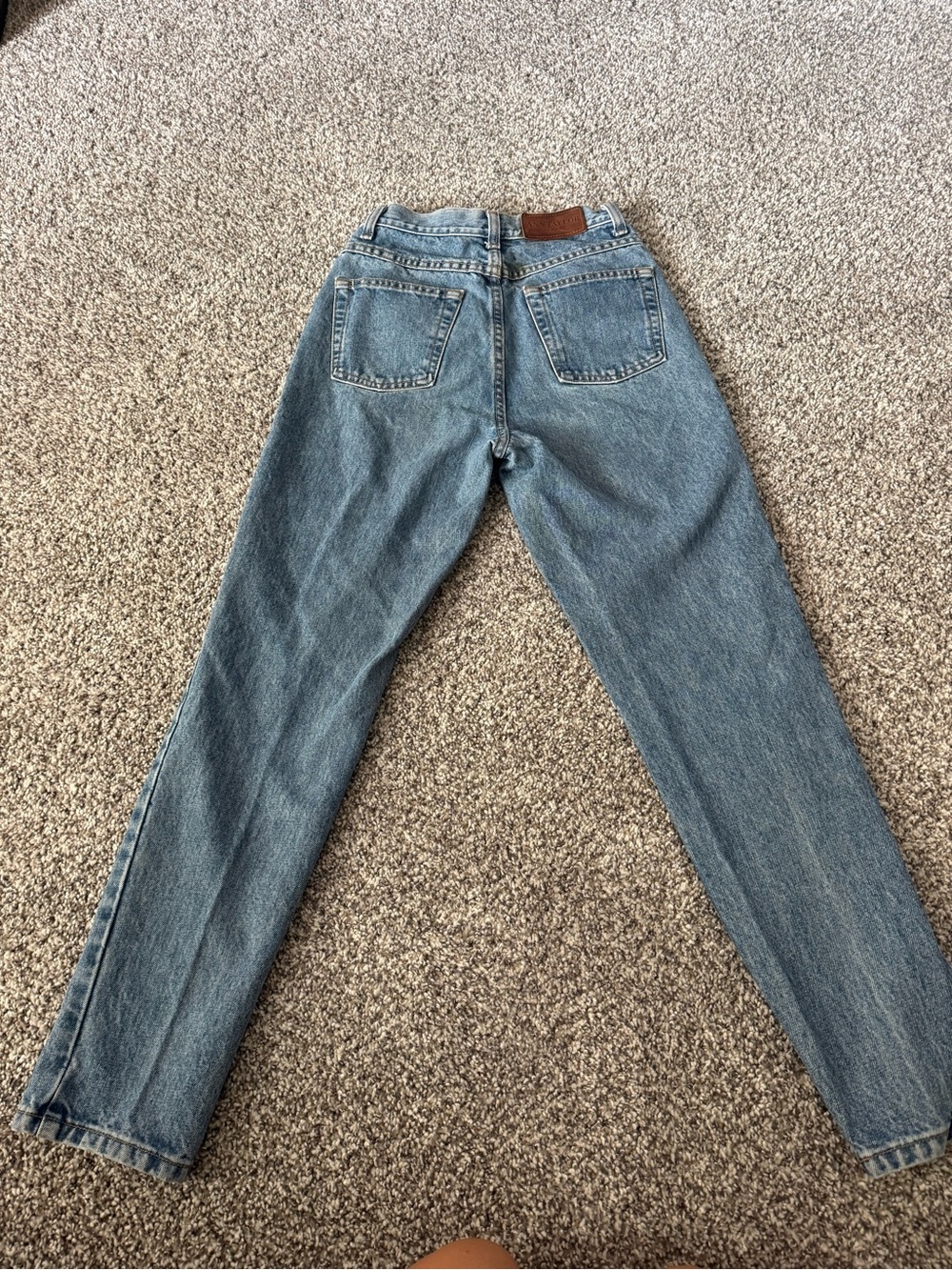 Ann Taylor Light Blue Denim Jeans with Contrast Stitching - Picture 4 of 4